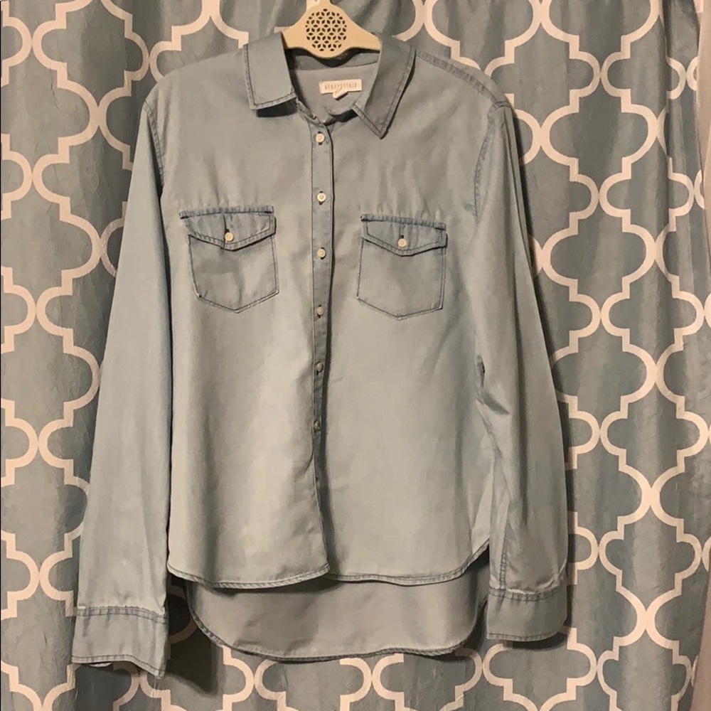 Like NEW!! Comes from nonsmoking home. Aeropostale
